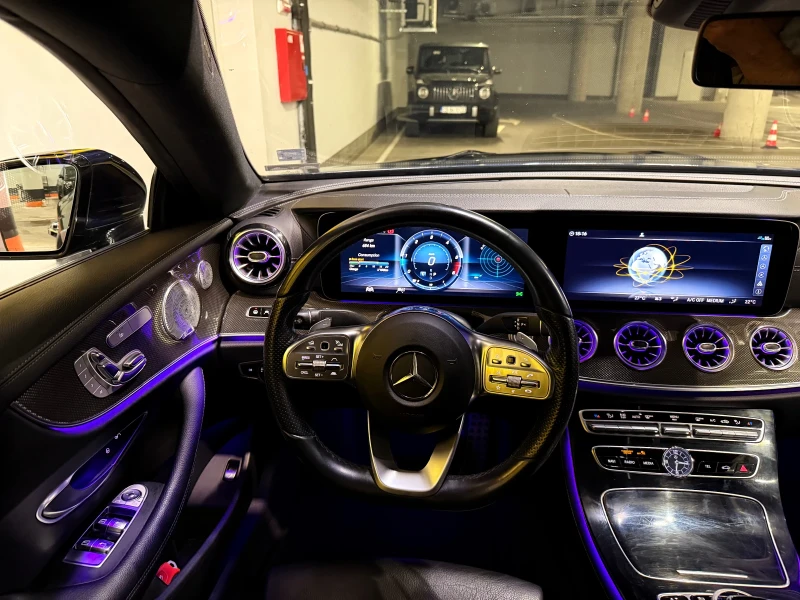 Mercedes-Benz E 220 AMG * Pano * BURMESTER * SOFTCLOSE * DISTRINIC * , снимка 11 - Автомобили и джипове - 52552747