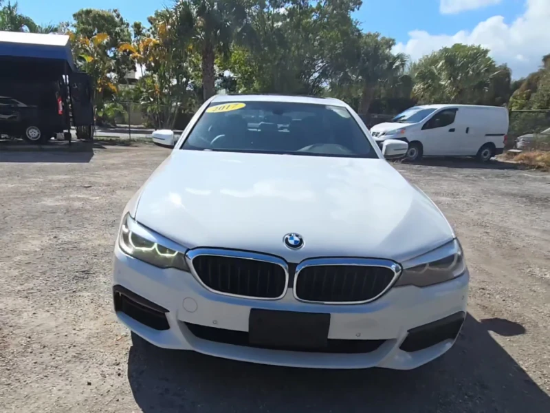 BMW 530 I / M-PACK / XDRIVE / HARMAN / ПОДГРЕВИ / 