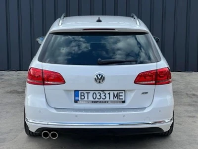VW Passat, снимка 14 - Автомобили и джипове - 52476462