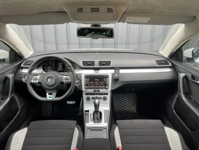 VW Passat, снимка 9 - Автомобили и джипове - 52476462
