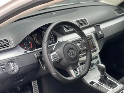 VW Passat, снимка 11 - Автомобили и джипове - 52476462