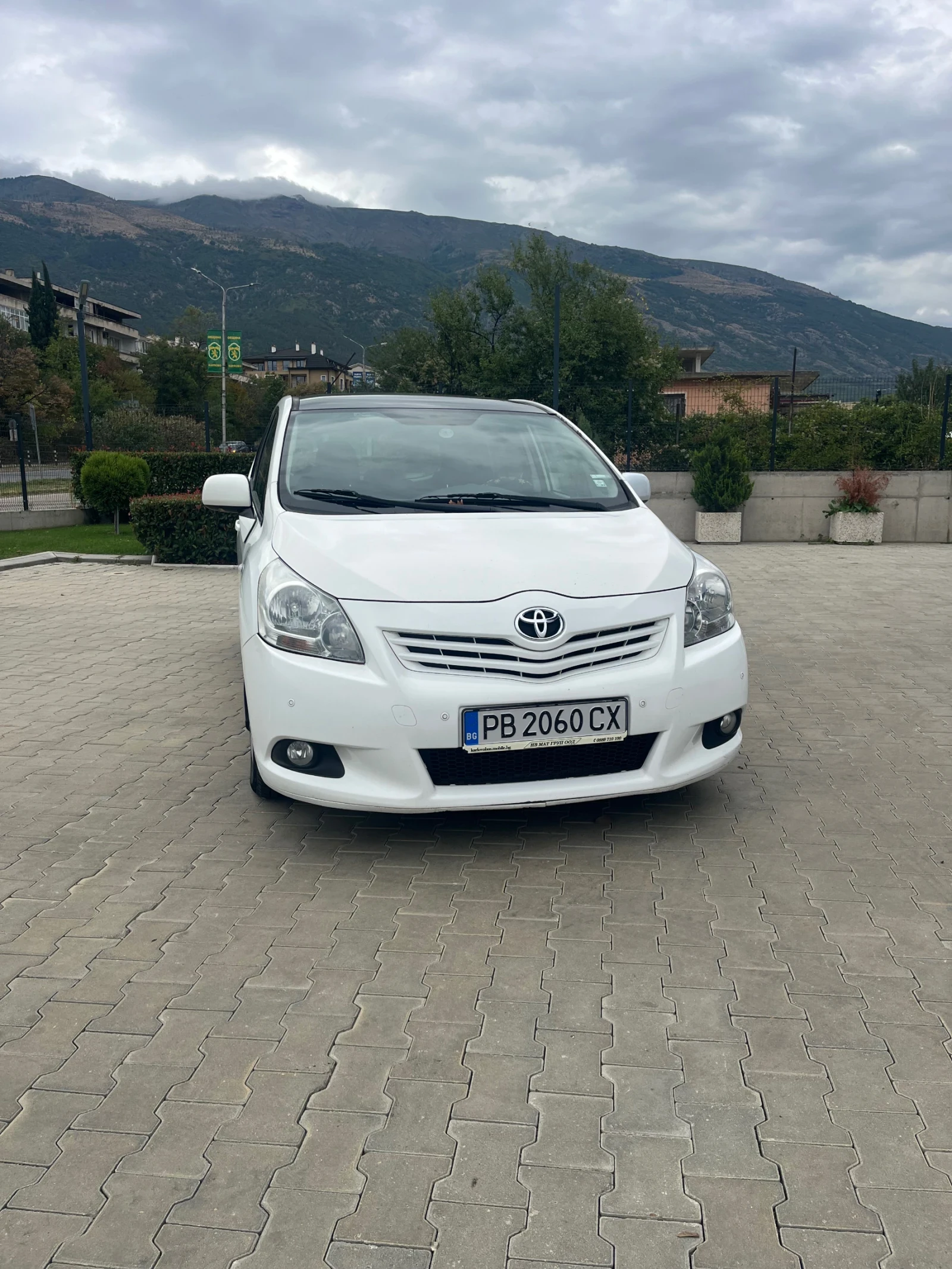 Toyota Corolla verso D4D, снимка 1