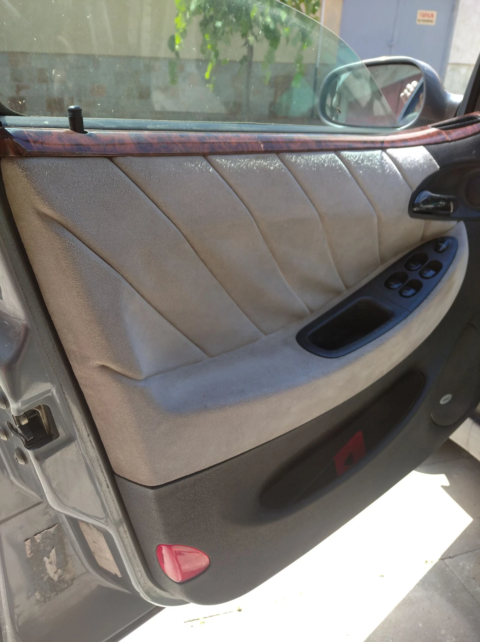 Lancia Lybra 1.9 JTD - изображение 9