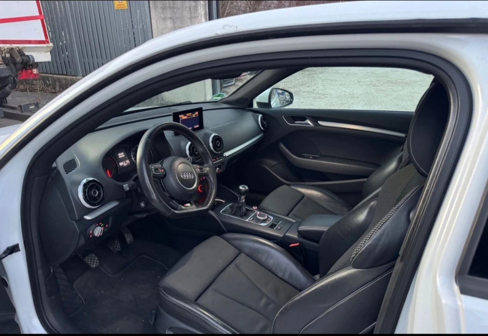 Audi A3 LED 2.0TDI 150 - изображение 3