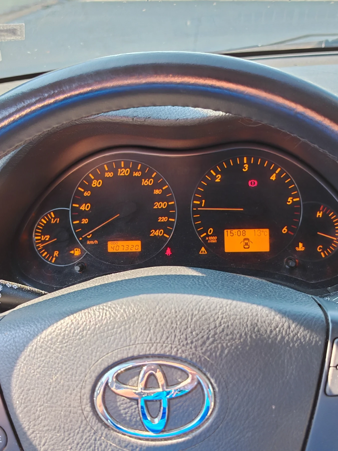 Toyota Avensis 2.2d4d - изображение 6
