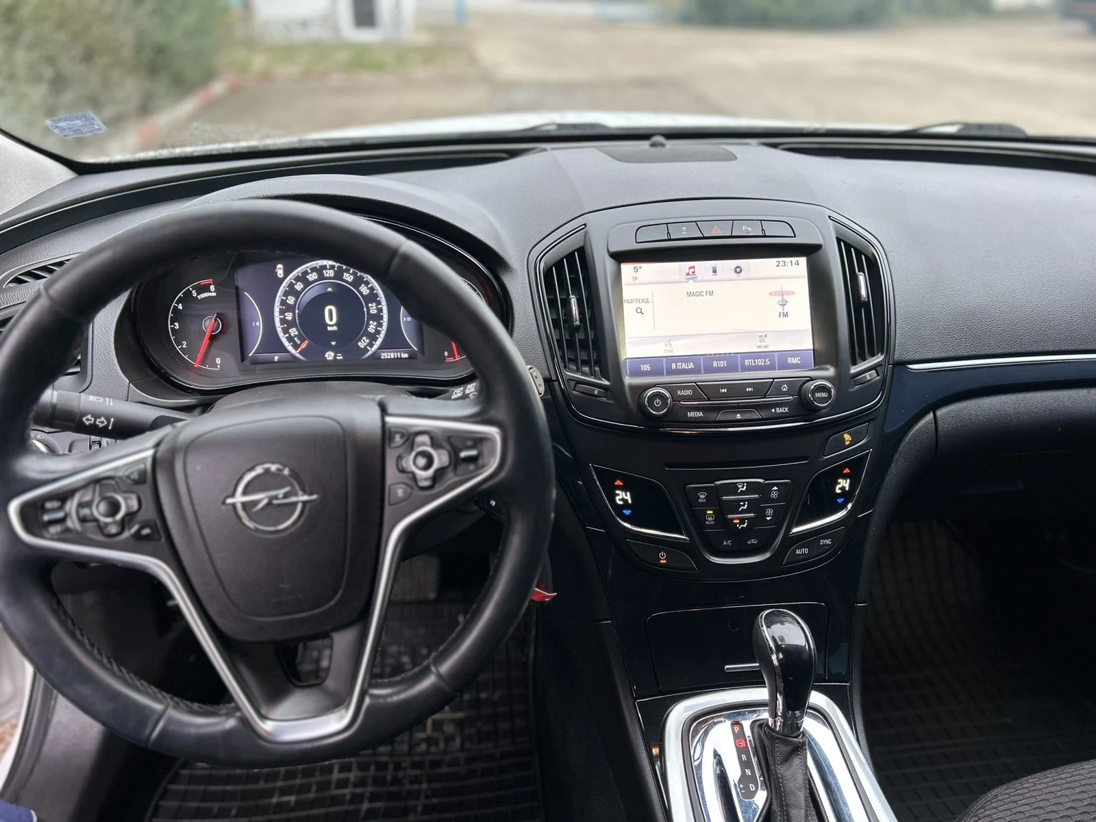 Opel Insignia Country Tourer 2.0 CDTI Automatic TOP! !  | Mobile.bg   12