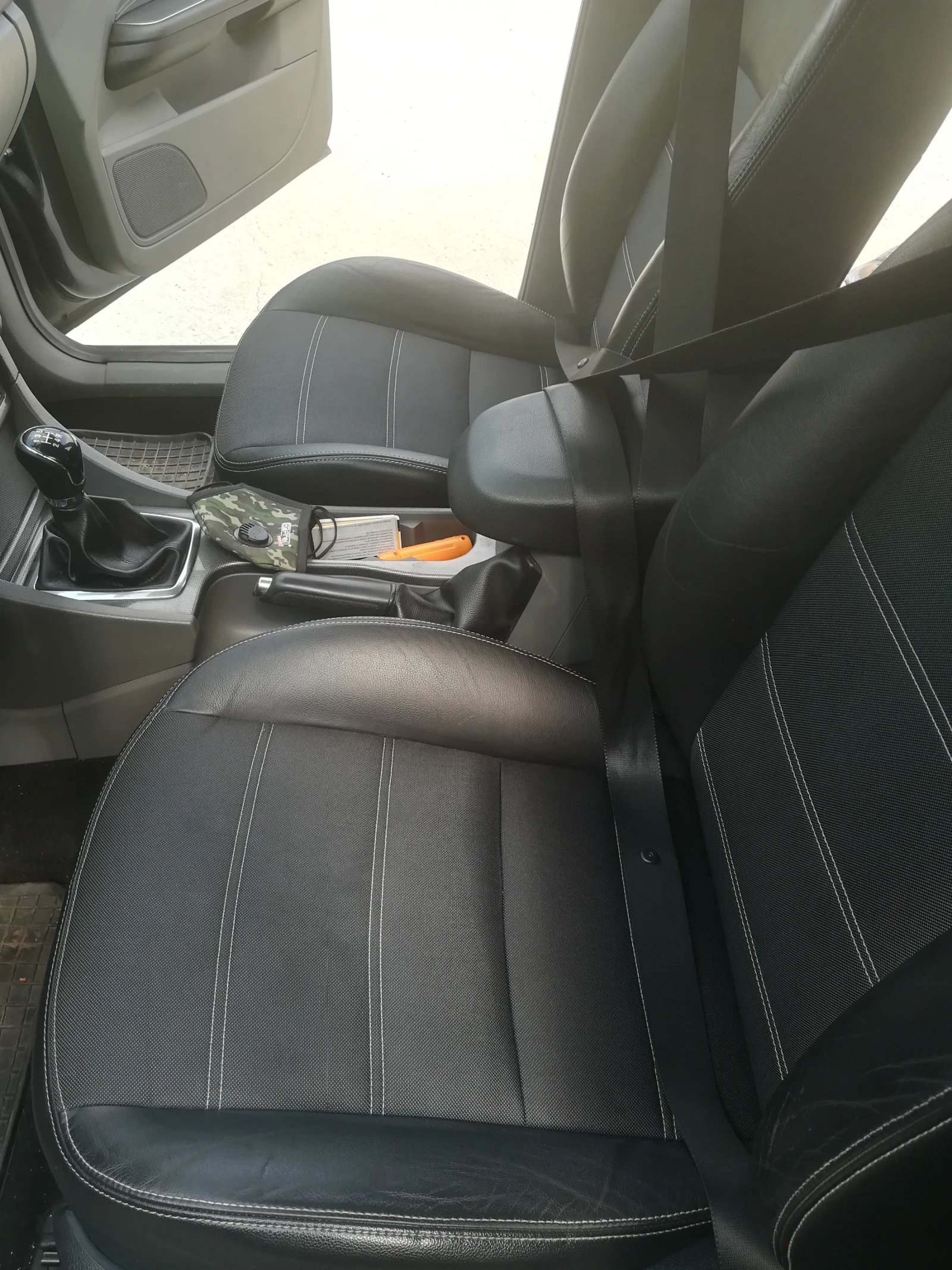 Ford Focus Titanium 1.8 ЕКО-3! - изображение 6