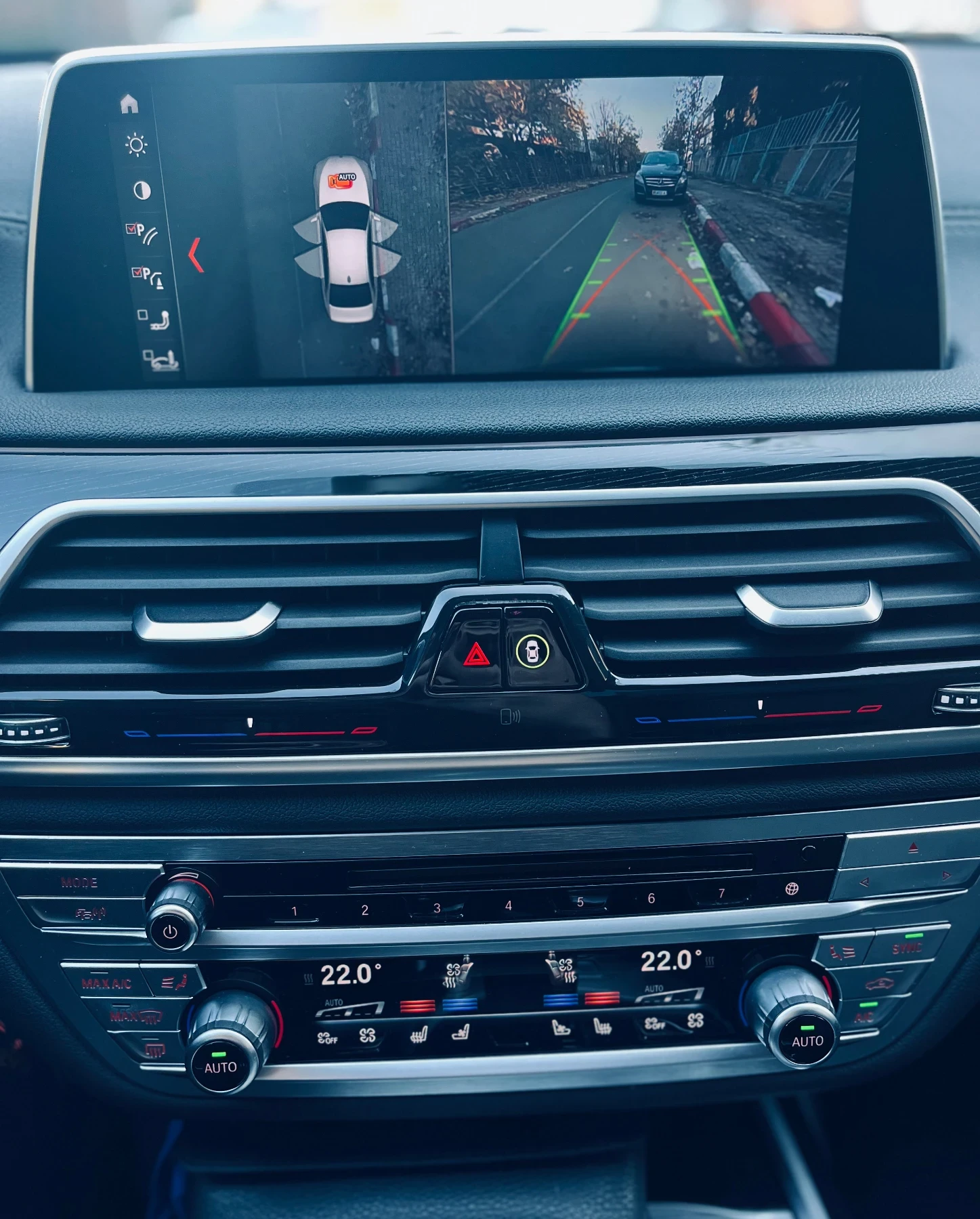 BMW 740 X-Drive, M-packet, Laser light, soft close  - изображение 9