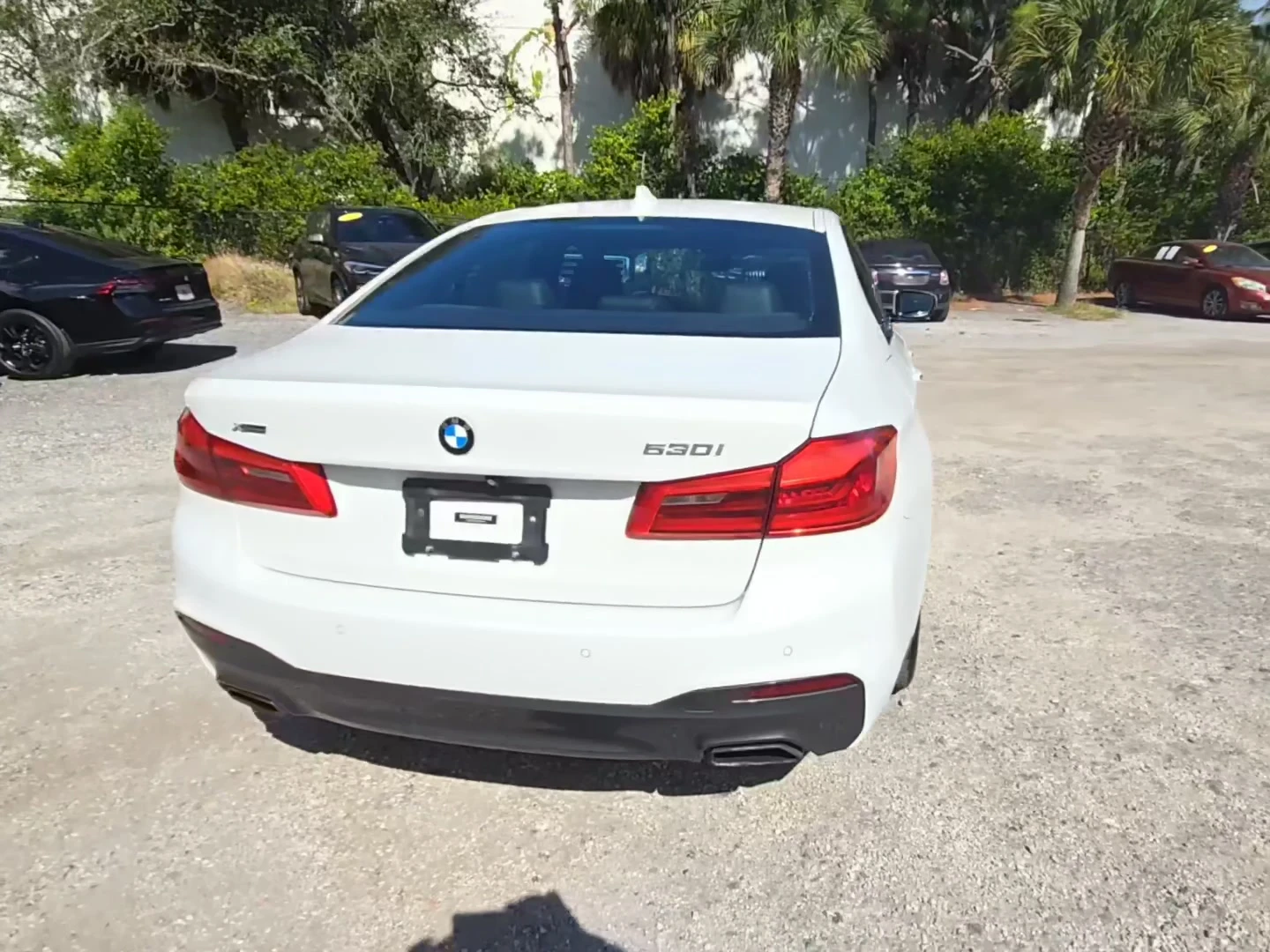 BMW 530 I / M-PACK / XDRIVE / HARMAN / ПОДГРЕВИ /  - изображение 3