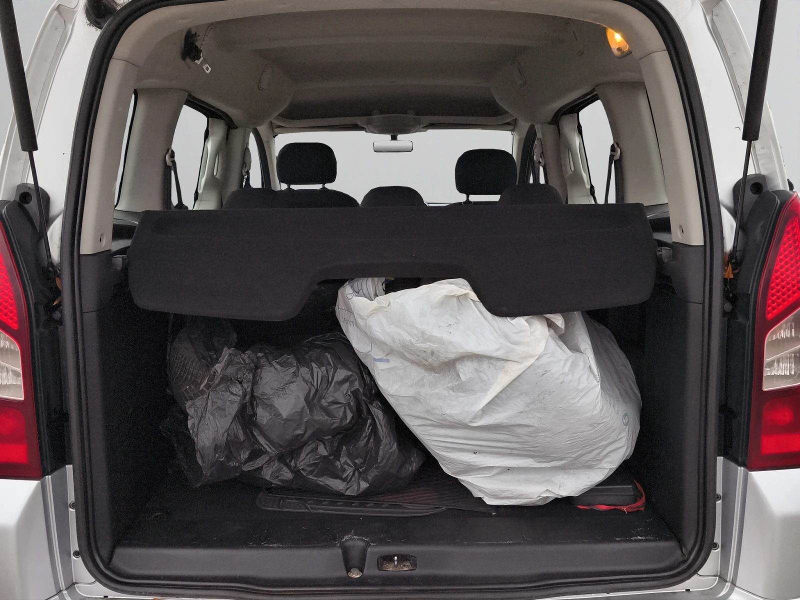 Peugeot Partner TEPEE ACTIVE 1.6HDI 92 MPV//1501117 | Mobile.bg � ����������� 14