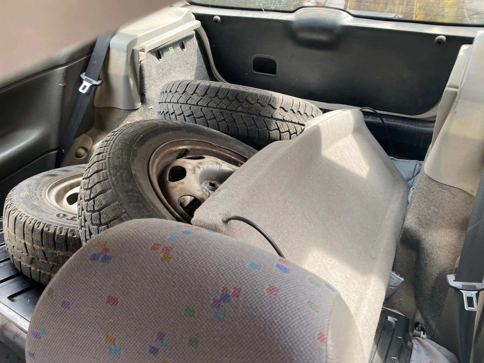 VW Polo 1.0 petrol 45 hp, снимка 8 - Автомобили и джипове - 53951537