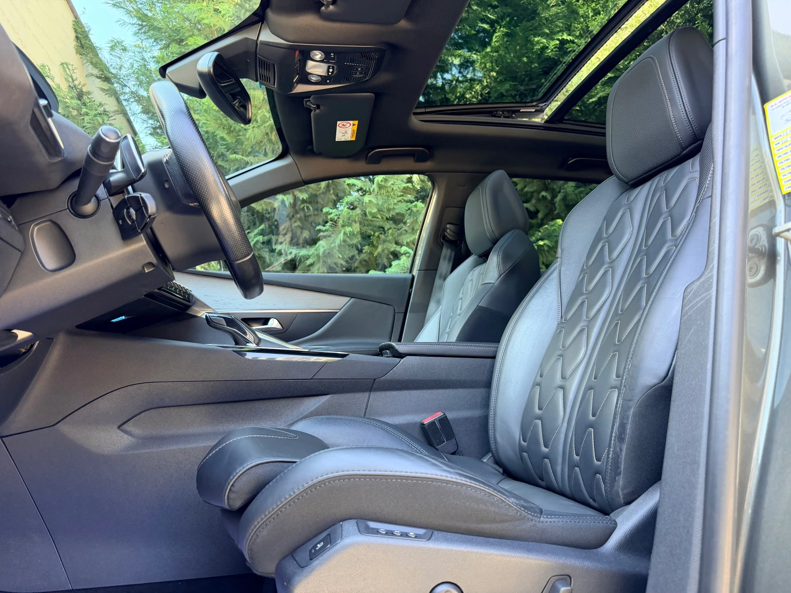 Peugeot 3008 2.0HDI GT-LINE PANORAMA DISTRONIK MASAJ PODGREV , снимка 9 - Автомобили и джипове - 54150164