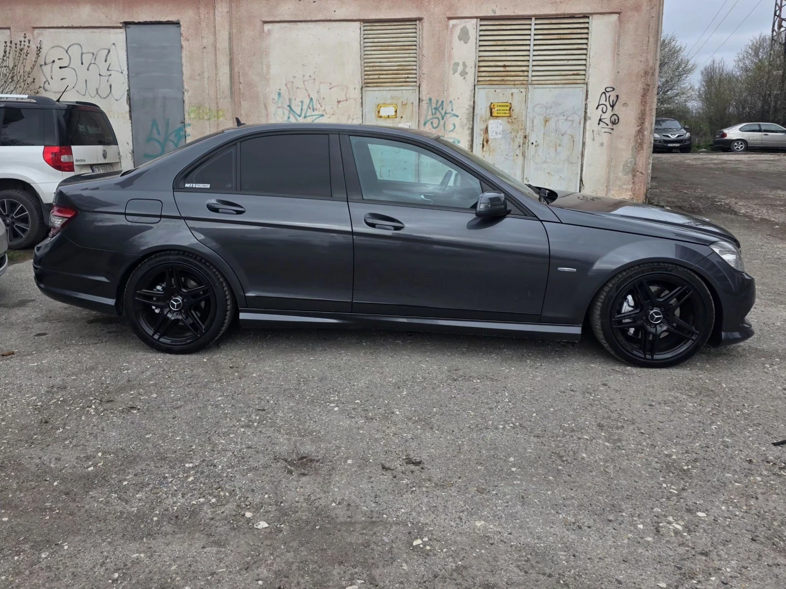 Mercedes-Benz C 350 AMG , снимка 6 - Автомобили и джипове - 54415334