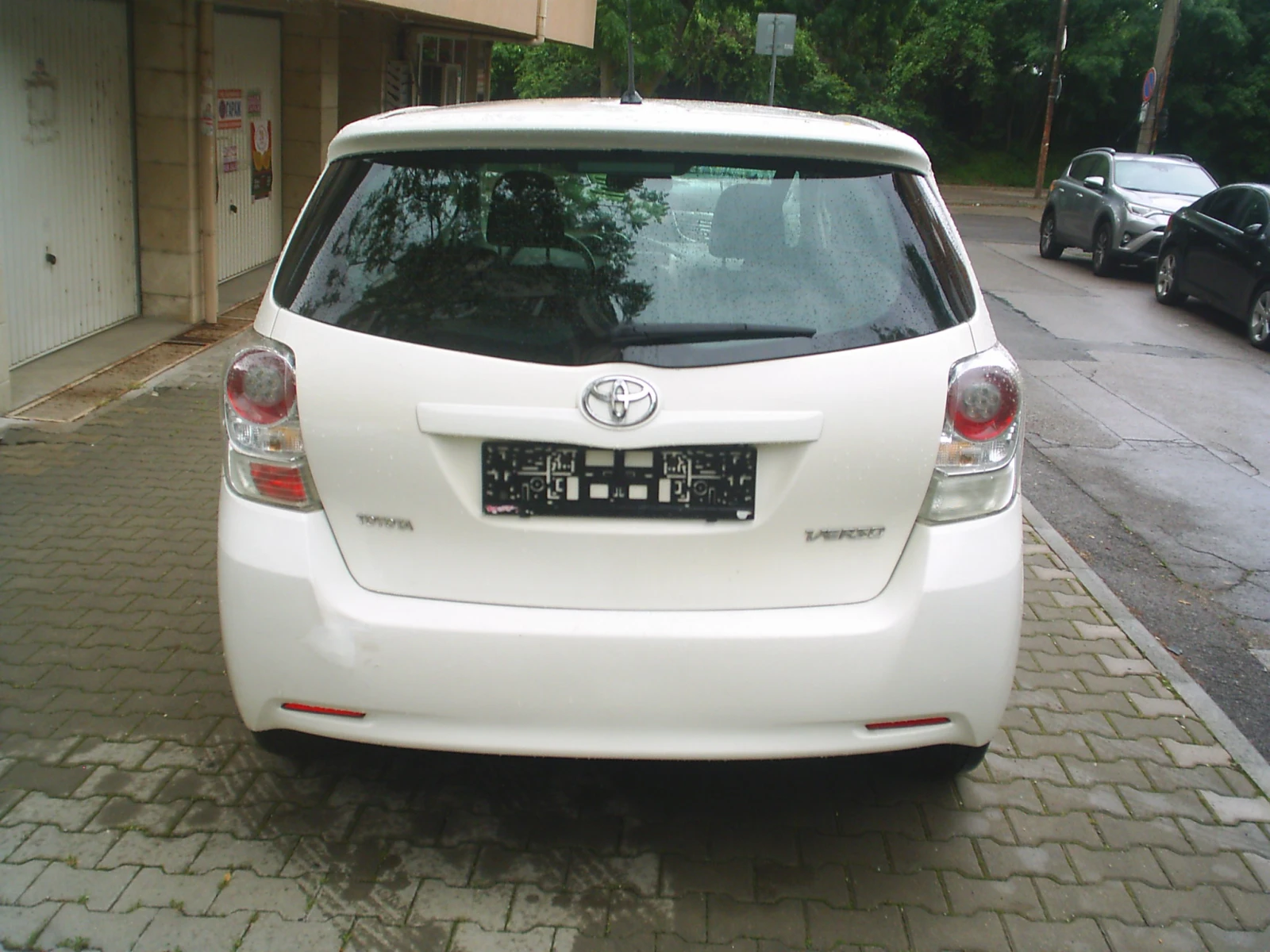 Toyota Verso 2.2 D-4D Automat, снимка 5 - Автомобили и джипове - 54581172