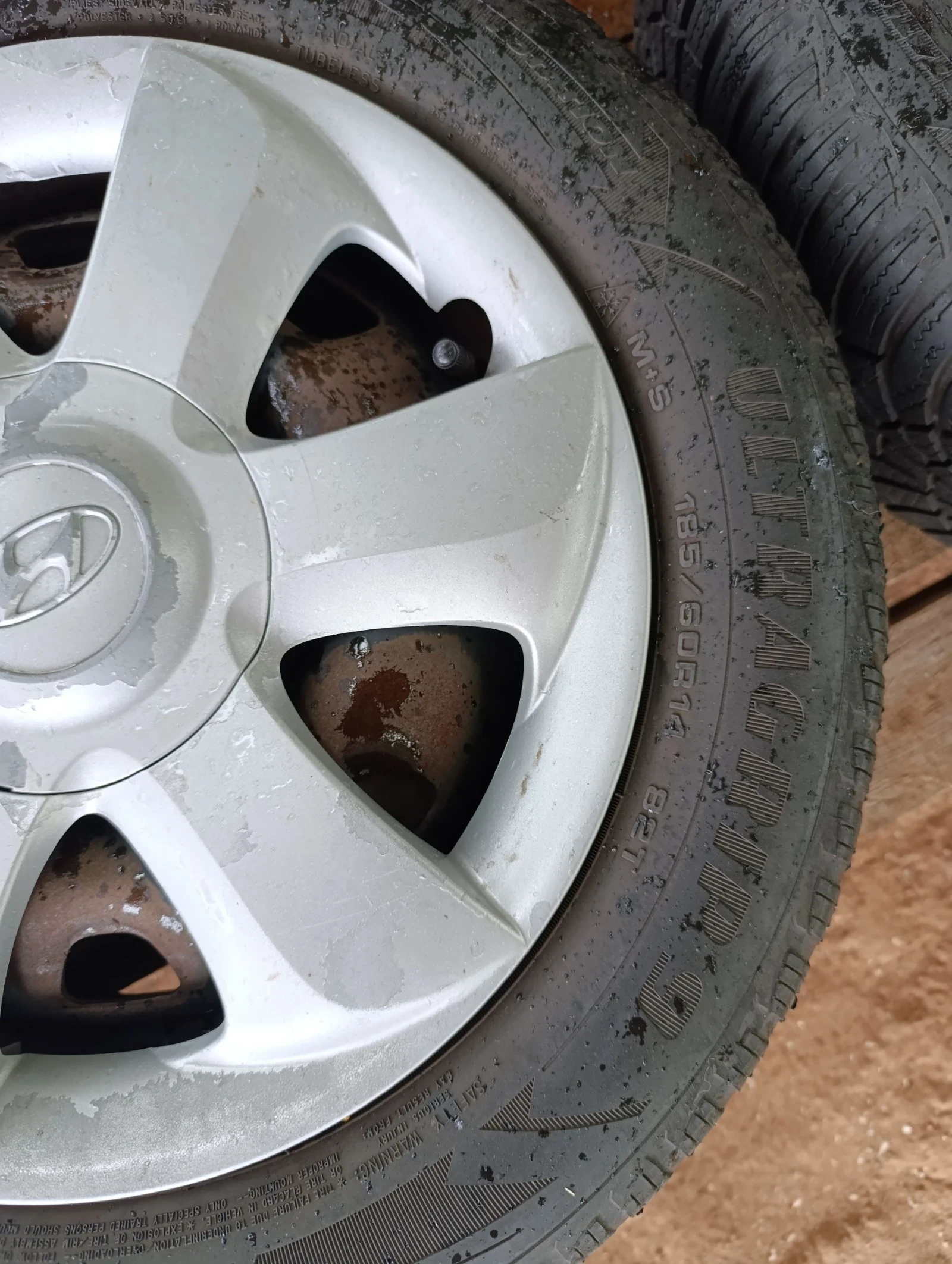 Hyundai Accent 1.3 -ел пакет , снимка 16 - Автомобили и джипове - 54823968