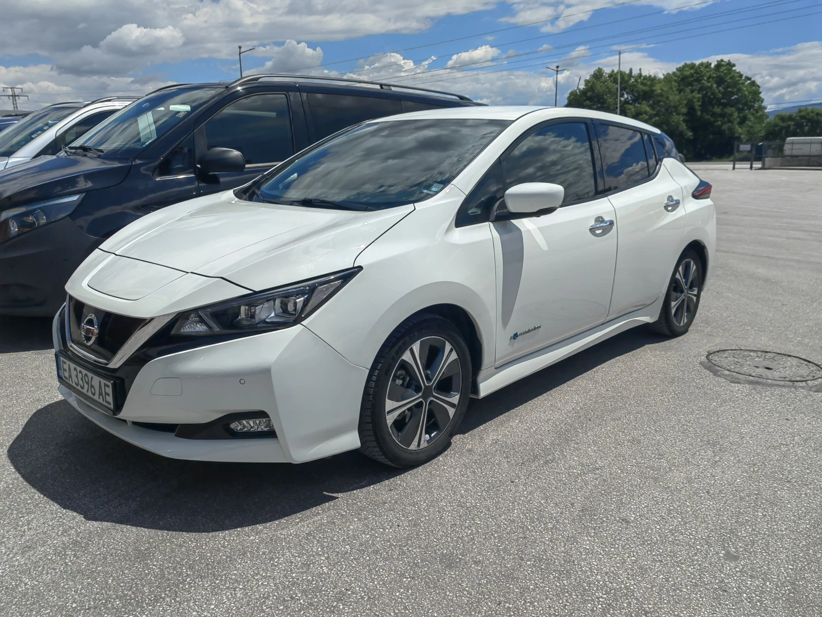 Nissan Leaf  Термопомпа , Фул Лед , 360 камери , про пилот парк