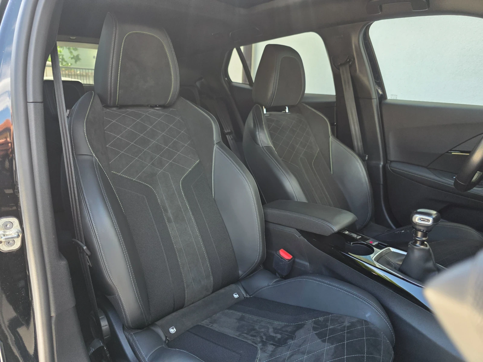 Peugeot 2008 1.2 GT LINE KATO HOBA, снимка 15 - Автомобили и джипове - 55415988