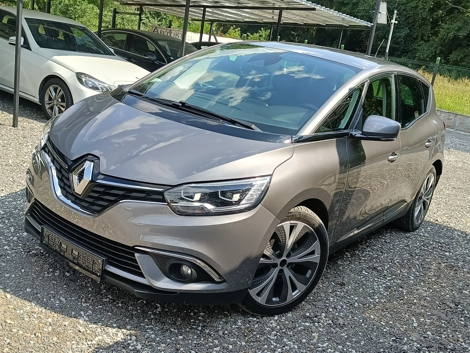 Renault Scenic 1.6dci* Navi* Камера