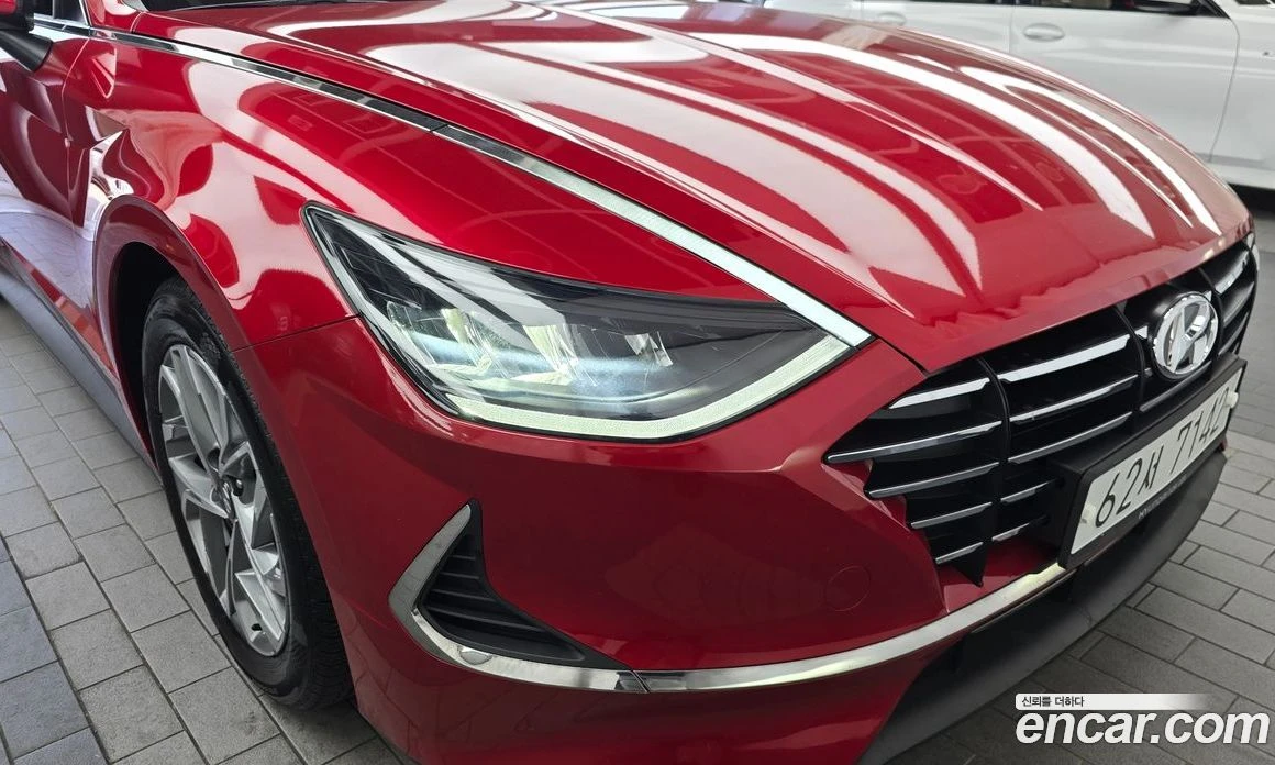 Hyundai Sonata 2.0 Premium, снимка 8 - Автомобили и джипове - 55676656