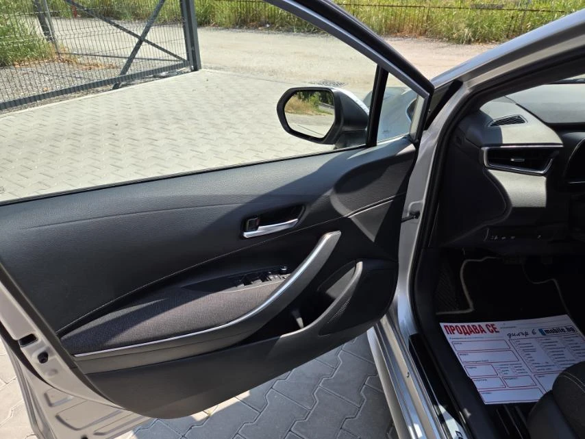 Toyota Corolla MY23 1.8 HSD DYNAMIC, снимка 10 - Автомобили и джипове - 55782894