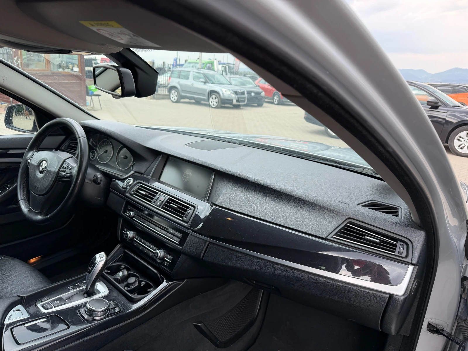 BMW 525 D AVTOMAT/NAVI/KOJA EURO 5, снимка 11 - Автомобили и джипове - 56166046