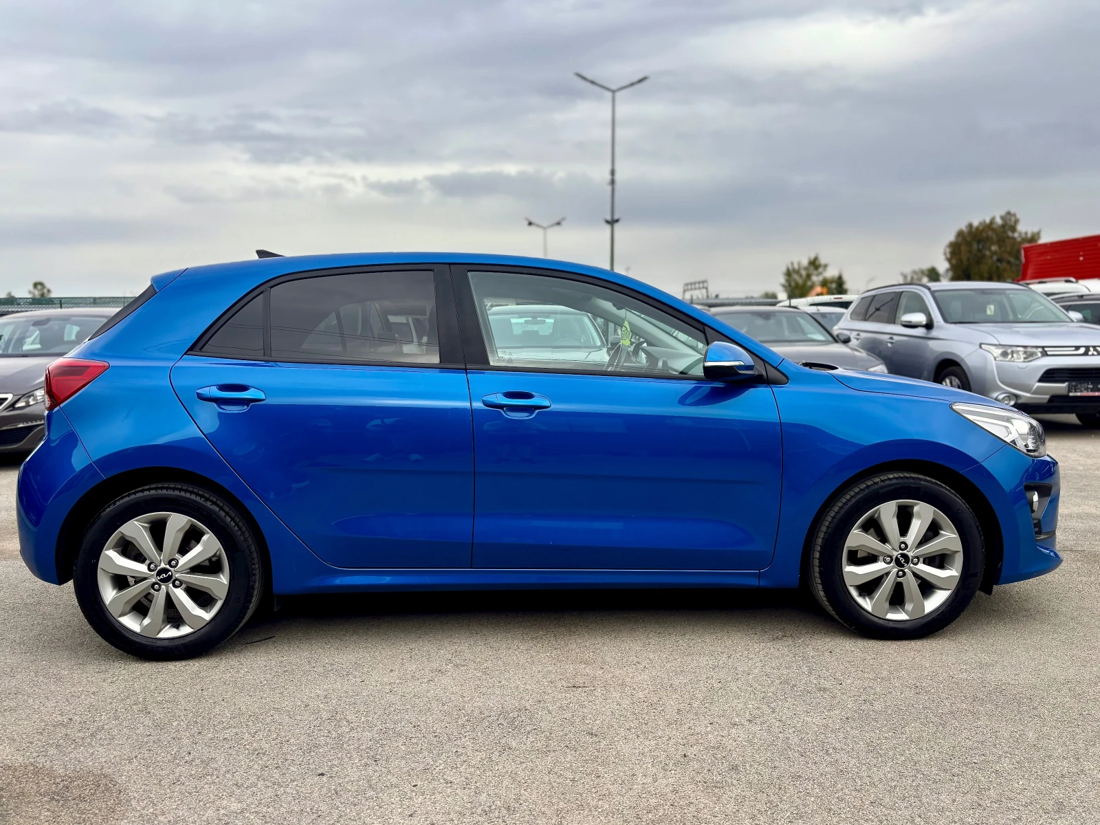 Kia Rio, снимка 4 - Автомобили и джипове - 56251899
