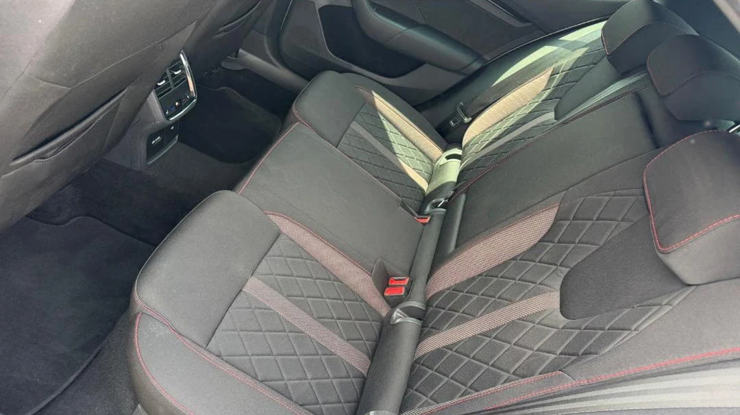 Skoda Octavia RS/234HP/DSG/DCC/HUD/CAM/ACC/LED/980z | Mobile.bg � ����������� 14
