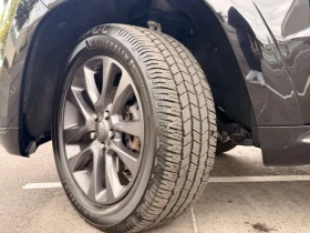 Jeep Grand cherokee * OVERLAND| 2 SETS OF TIRES * CARFAX * ЦЕНА ДО БГ - 24500 € / 47917.83 лв. - 93781367 5