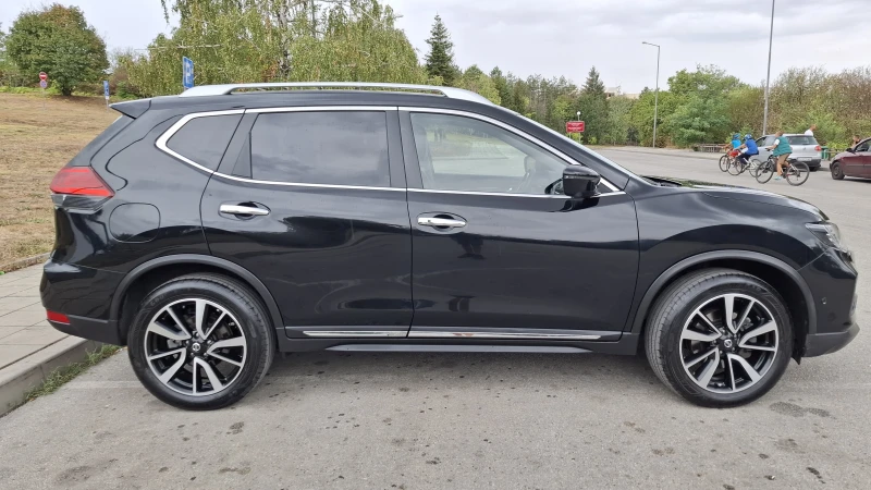 Nissan X-trail 1.7 dCi Tekna 4x4, снимка 3 - Автомобили и джипове - 47346662