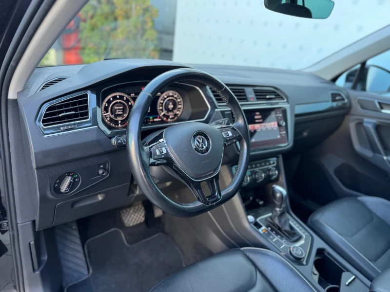 VW Tiguan 2.0 TSI DSG 4MO Highline, снимка 10 - Автомобили и джипове - 47860337