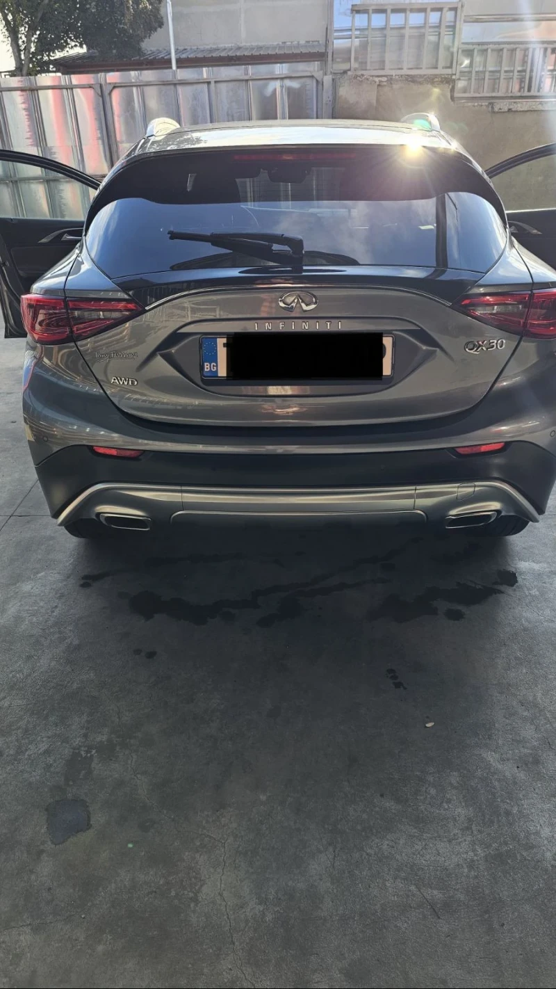 Infiniti QX30, снимка 3 - Автомобили и джипове - 47738432