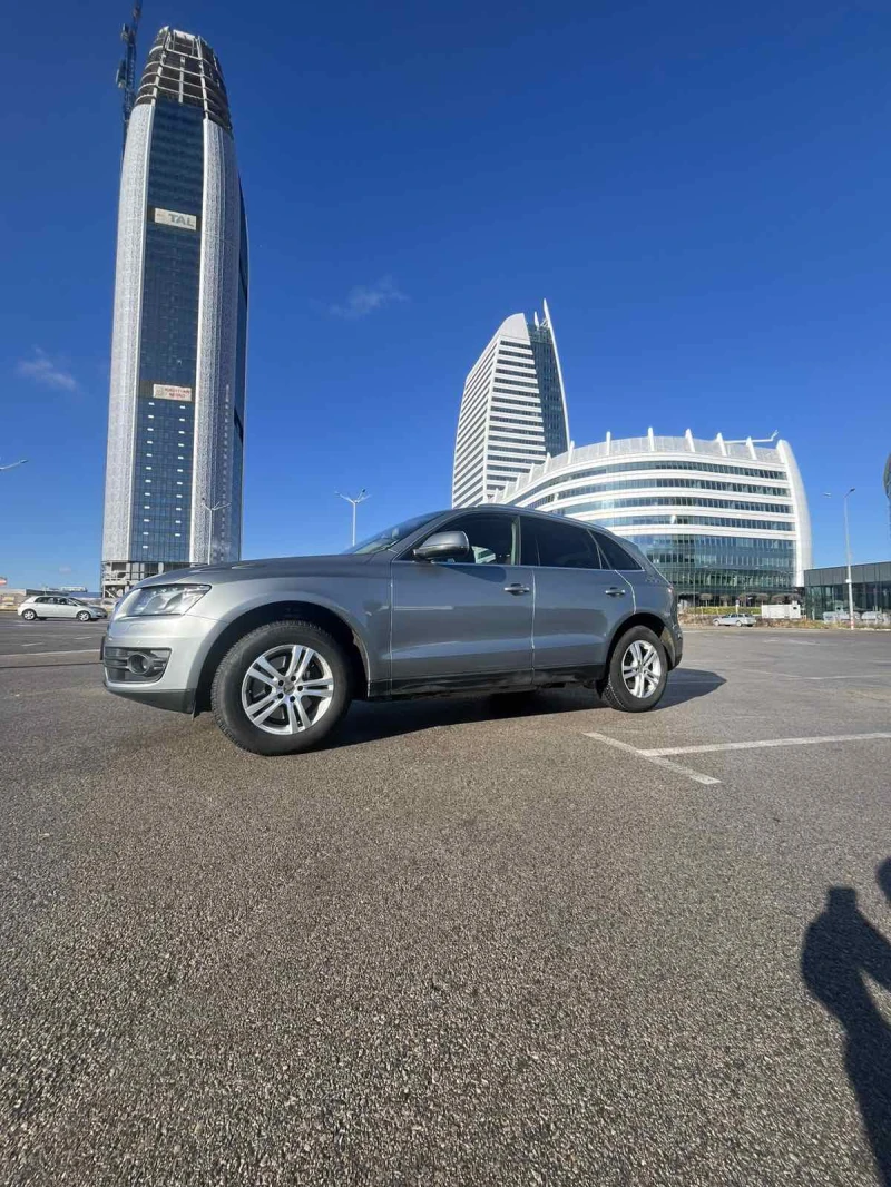 Audi Q5 Quattro, снимка 1 - Автомобили и джипове - 48548412