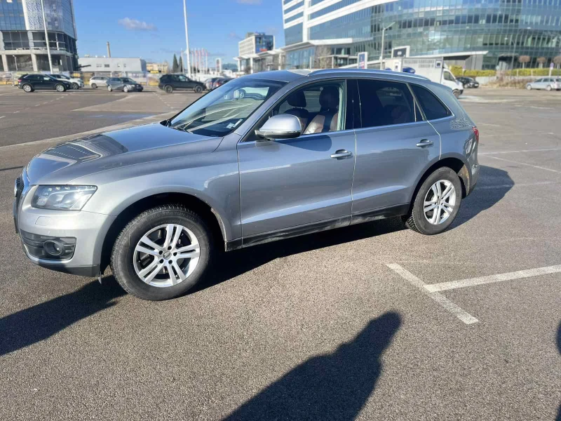 Audi Q5 Quattro, снимка 3 - Автомобили и джипове - 48548412