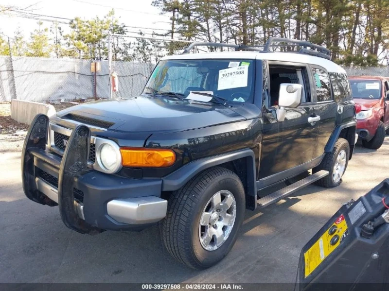 Toyota Fj cruiser, снимка 3 - Автомобили и джипове - 48720843