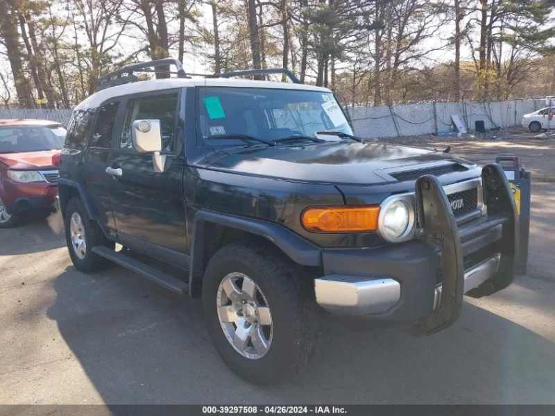 Toyota Fj cruiser, снимка 1 - Автомобили и джипове - 48720843