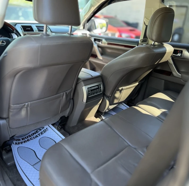 Lexus GX 460 * * CARFAX * * АВТО КРЕДИТ * * , снимка 7 - Автомобили и джипове - 52863411