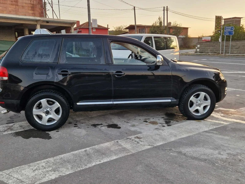 VW Touareg, снимка 3 - Автомобили и джипове - 53135350