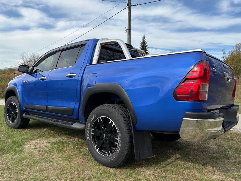 Toyota Hilux INVINCIBLE Първи собственик, снимка 3 - Автомобили и джипове - 53455358