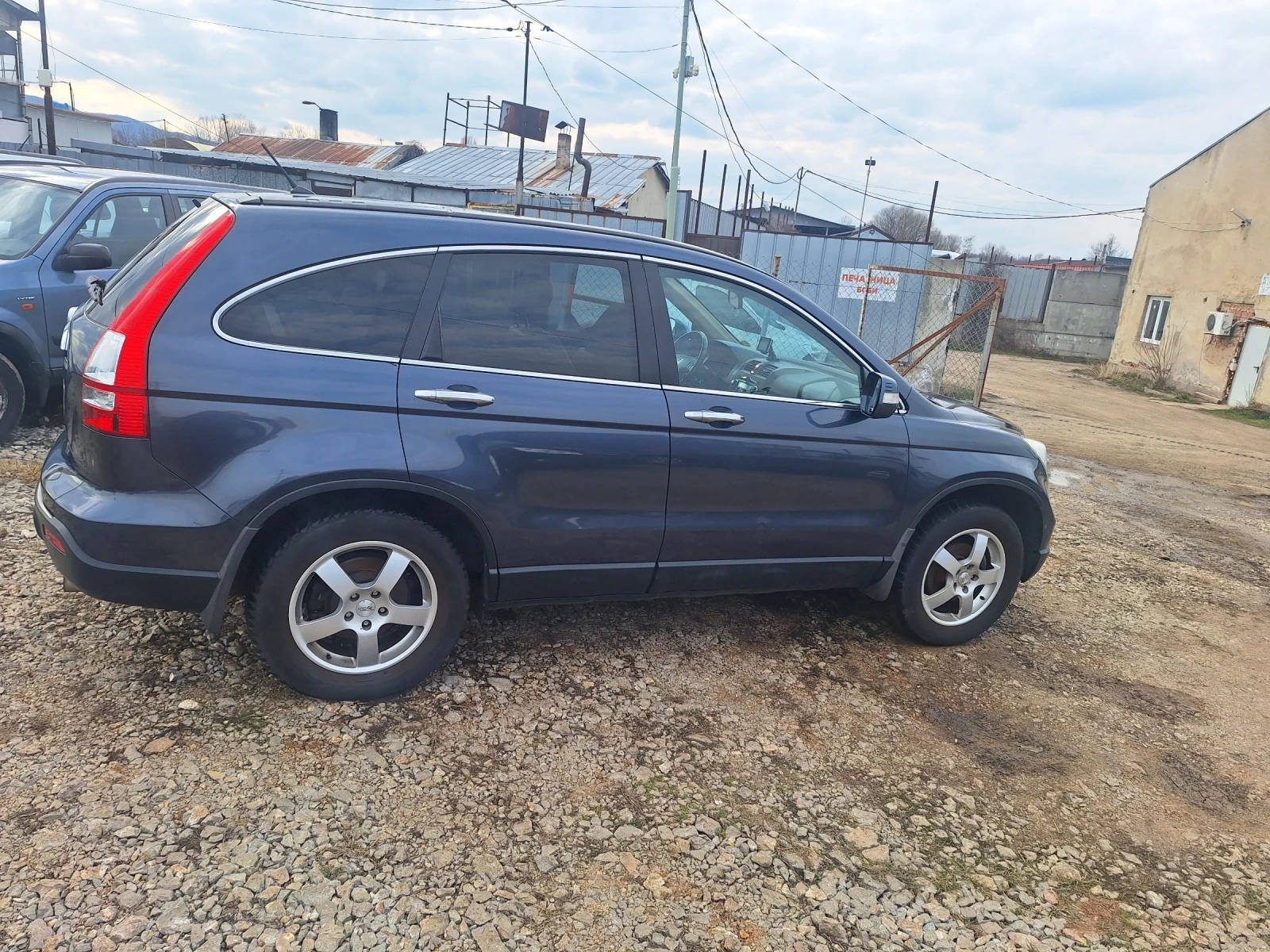Honda Cr-v 2.0 i, снимка 8 - Автомобили и джипове - 53382589