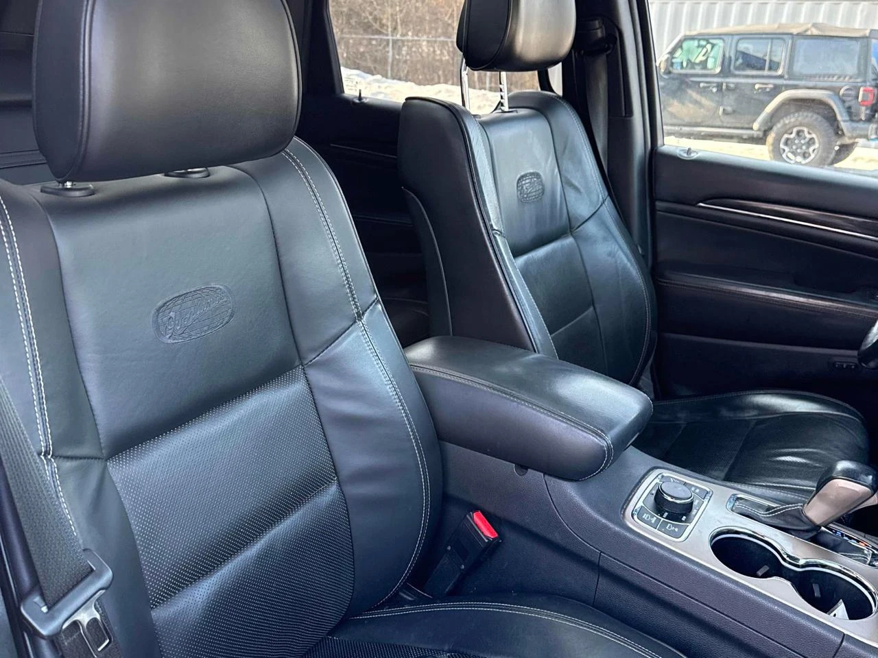 Jeep Grand cherokee Overland* AWD* 8ZF* Distr* �����* ��� �����*  | Mobile.bg � ����������� 11