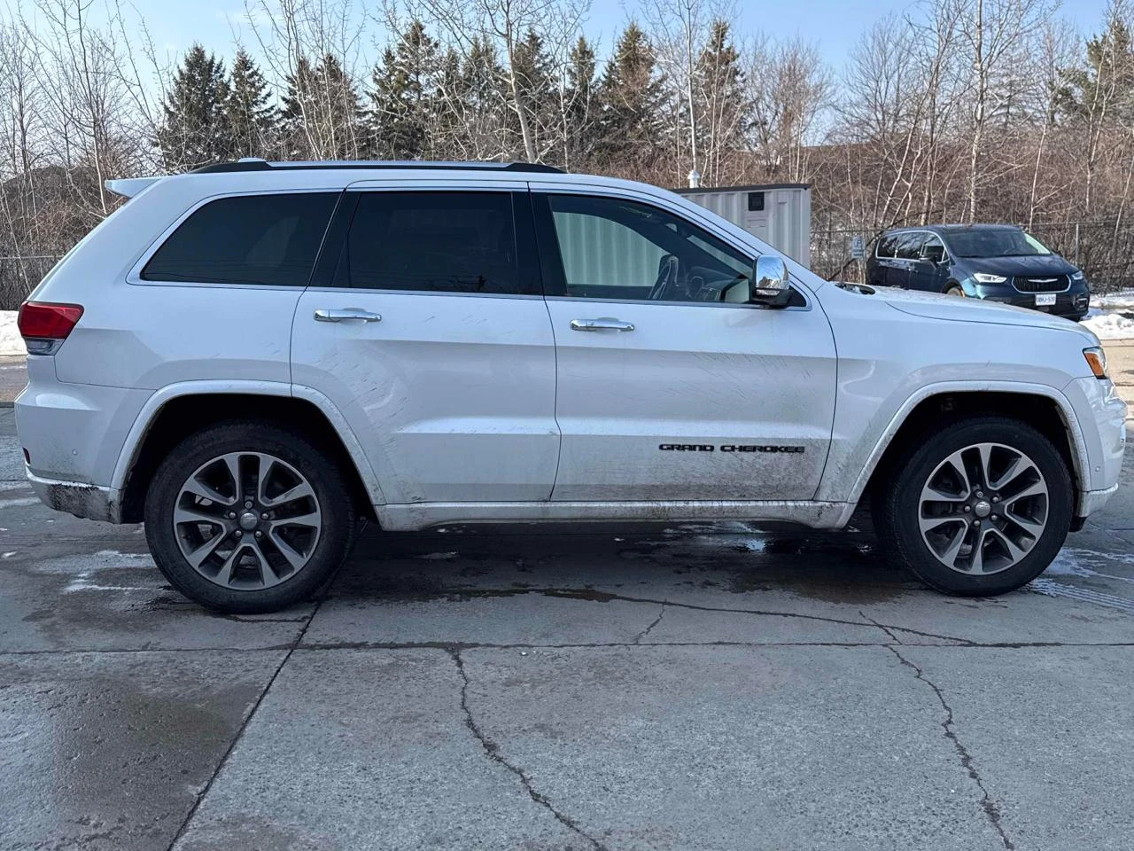 Jeep Grand cherokee Overland* AWD* 8ZF* Distr* �����* ��� �����*  | Mobile.bg � ����������� 5