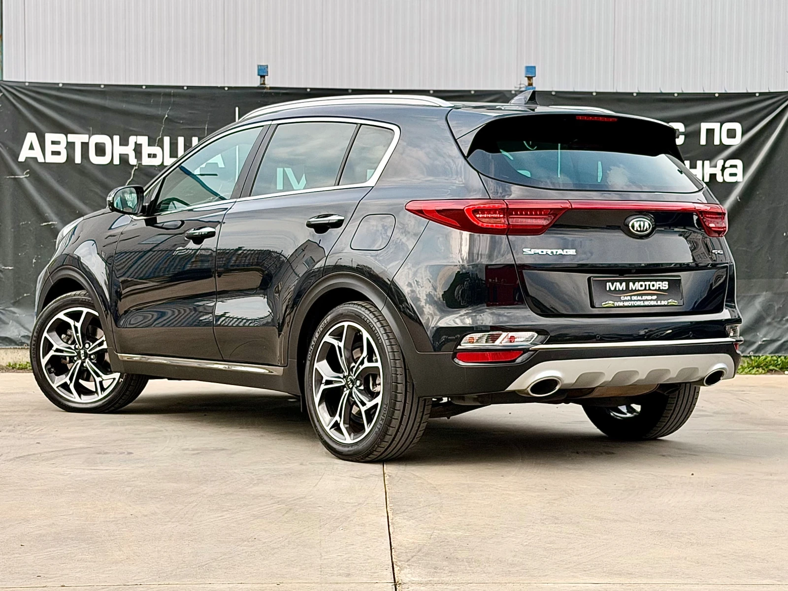 Kia Sportage CRDI* GT-LINE* 360* PANO* KEYLESS* , снимка 6 - Автомобили и джипове - 54257835