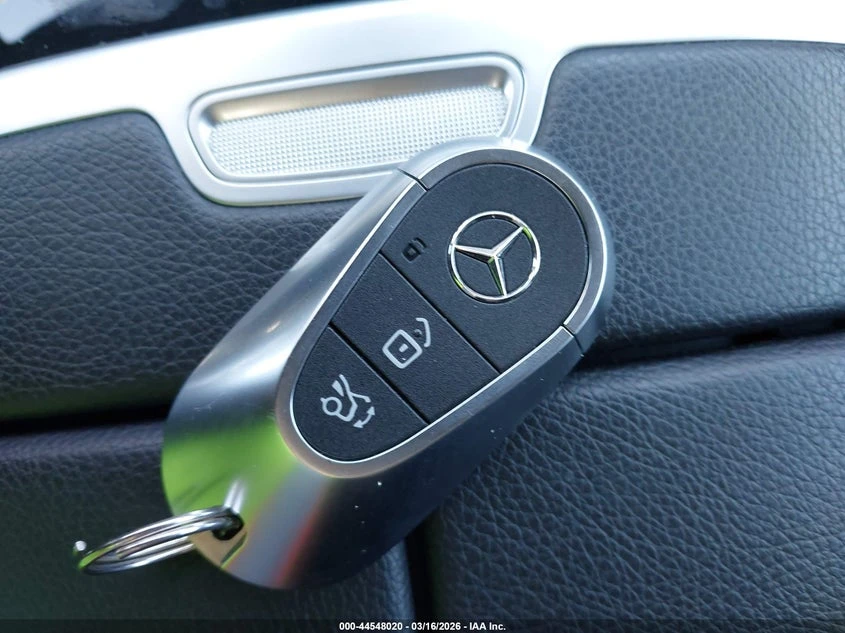 Mercedes-Benz EQE 350 4MATIC SUV, снимка 11 - Автомобили и джипове - 54310805