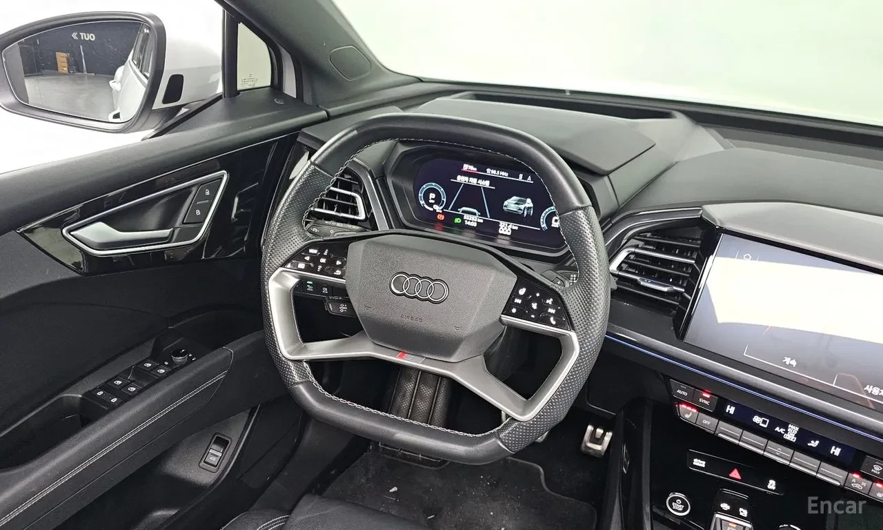 Audi Q4 AUDI Q4 E-Tron | Mobile.bg � ����������� 4