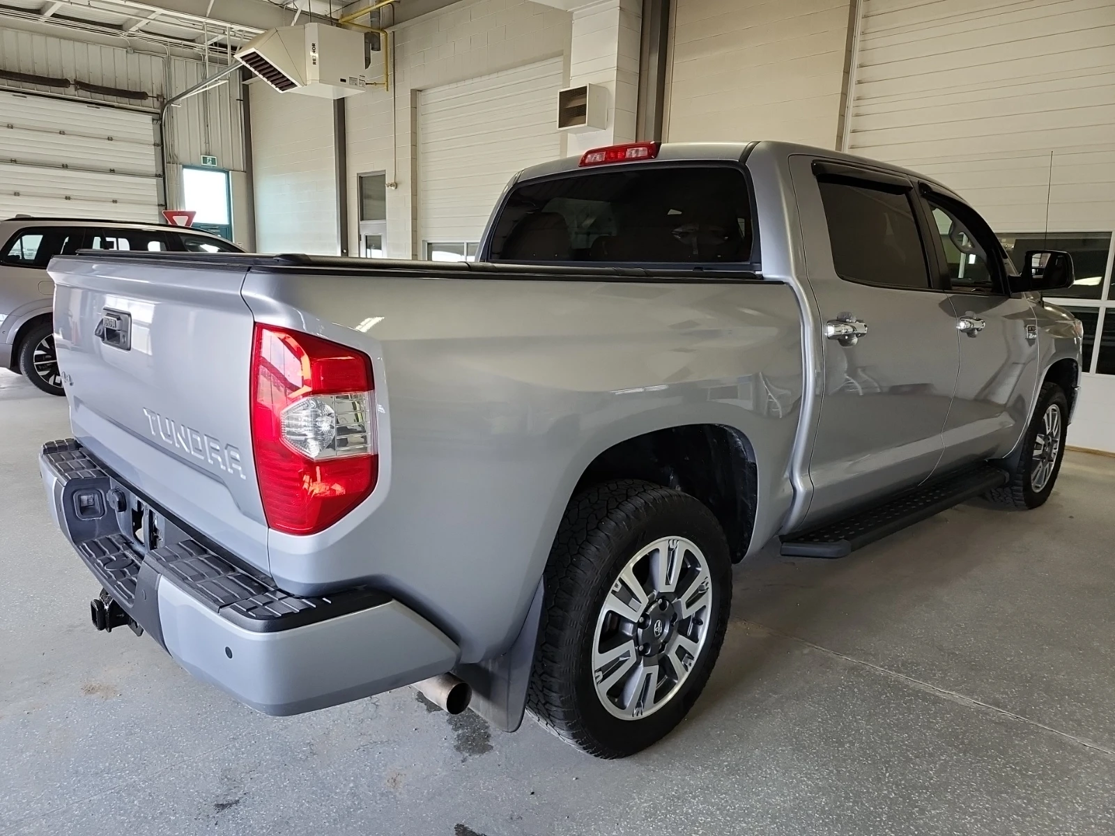 Toyota Tundra, снимка 3 - Автомобили и джипове - 54578183