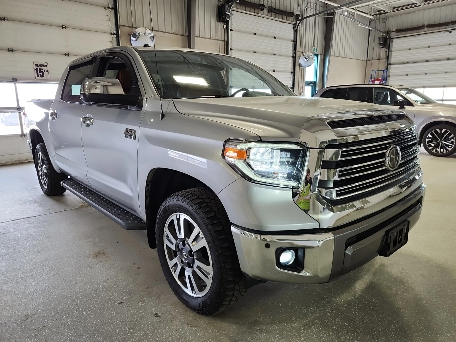 Toyota Tundra, снимка 2 - Автомобили и джипове - 54578183