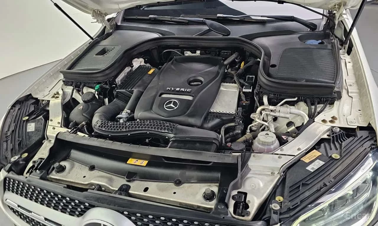 Mercedes-Benz GLC 300 КРАЙНА ЦЕНА ДО БЪЛГАРИЯ * АВТОКРЕДИТ, снимка 6 - Автомобили и джипове - 55569597