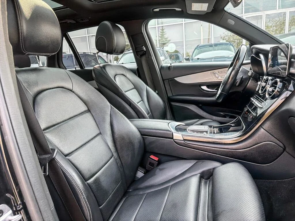 Mercedes-Benz GLC 300 BUY NOW/КРАЙНА ЦЕНА ДО СОФИЯ!, снимка 13 - Автомобили и джипове - 55589009