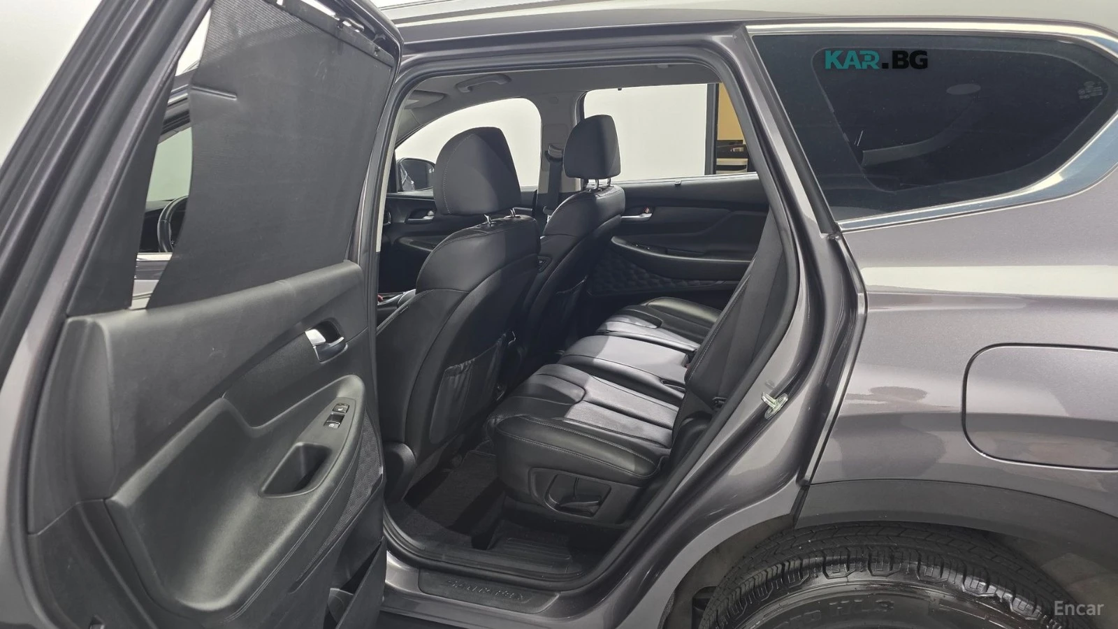 Hyundai Santa fe 2.2d* PRESTIGE* КОЖА* ПОДГРЕВ* ОБДУХВАНЕ* КАМЕРА* , снимка 10 - Автомобили и джипове - 56100823