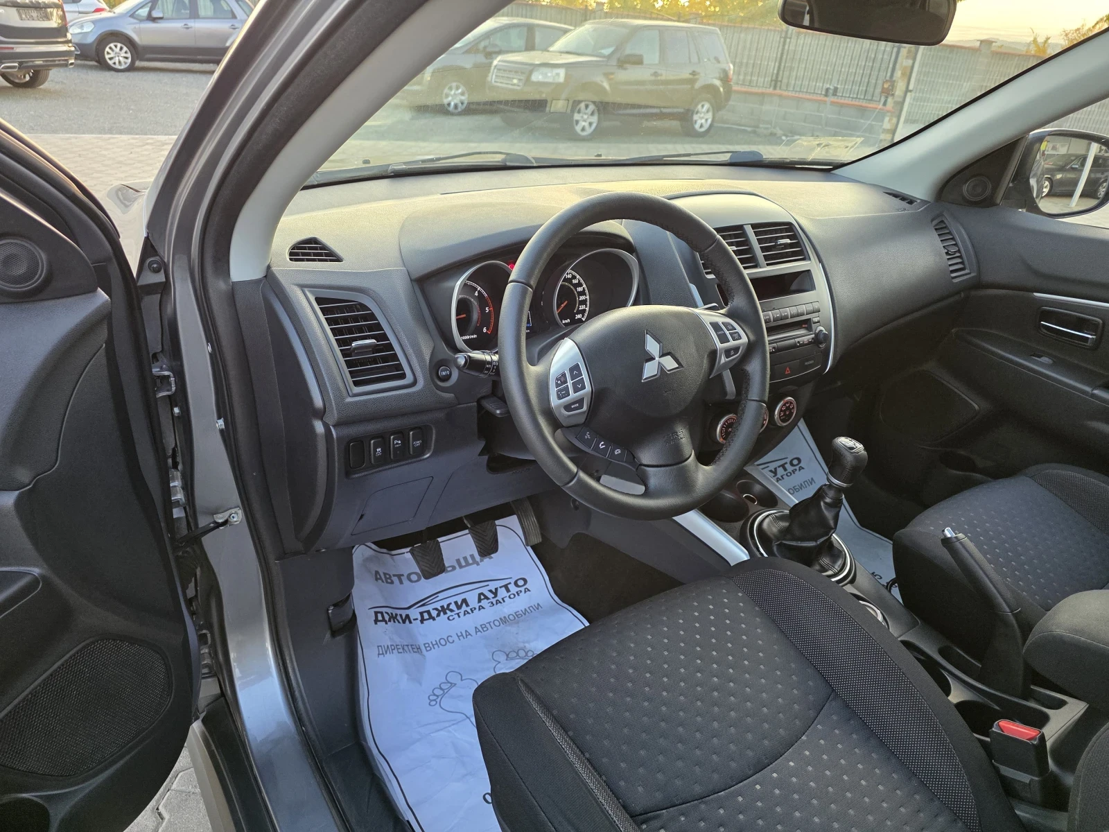 Mitsubishi ASX 1.8DDIS 4X4, снимка 8 - Автомобили и джипове - 56435285